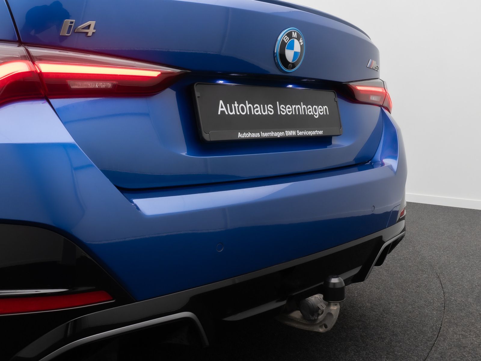 Fahrzeugabbildung BMW i4 M50 360° HUD AHK DAB Alarm H/K Komfort 18Zoll