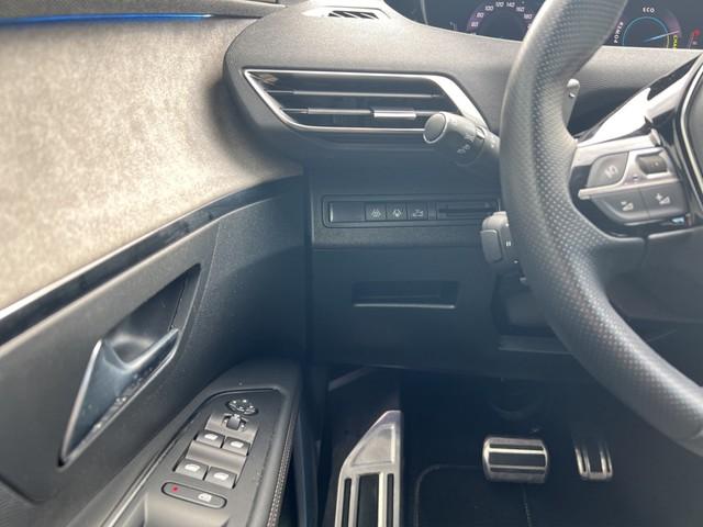 Peugeot 3008 GT Panodach Navi Digitales Cockpit LED ACC 