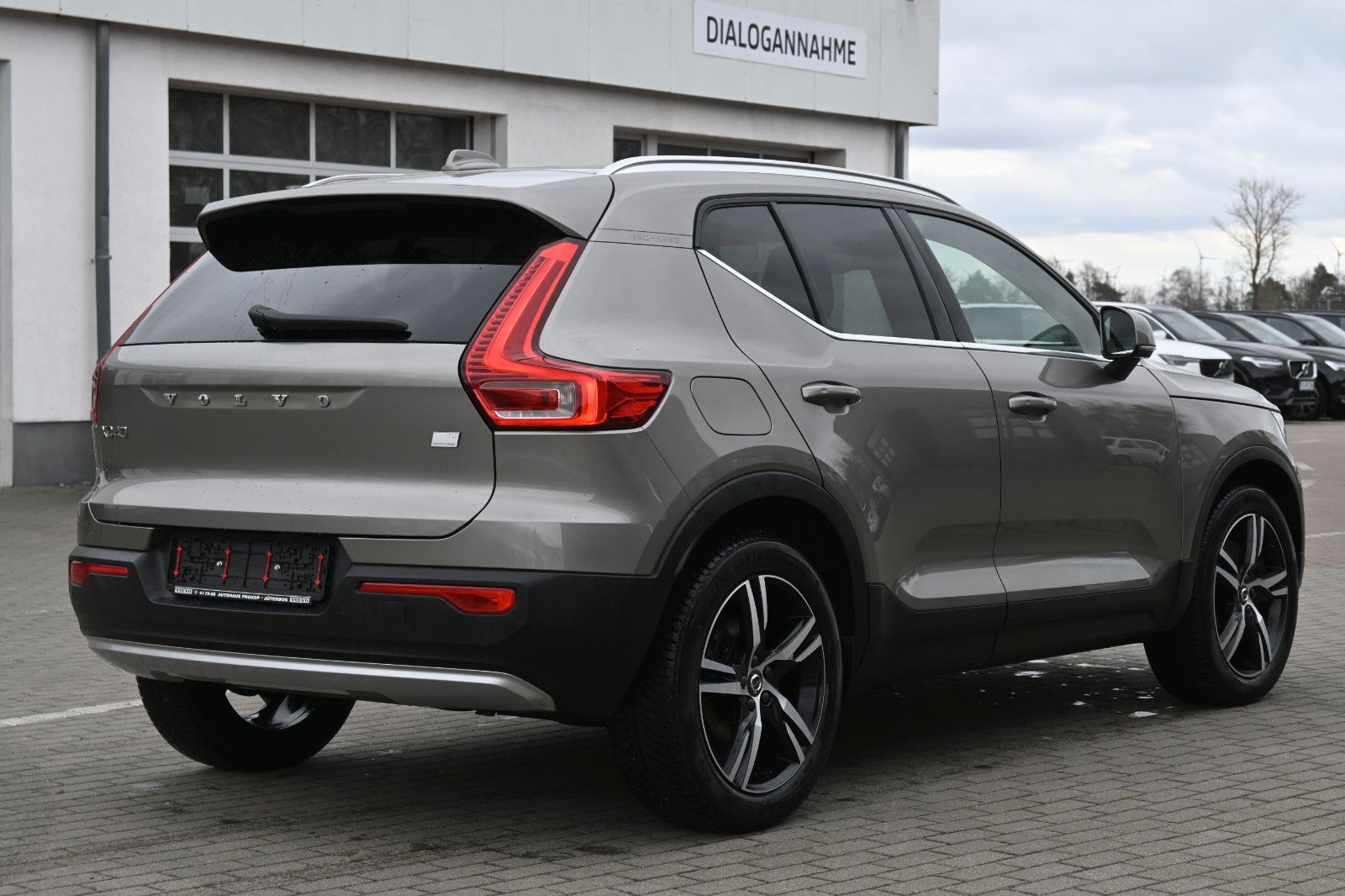 Fahrzeugabbildung Volvo XC40 T4 RC Inscription Expression*RFK*FSHZG*ACC