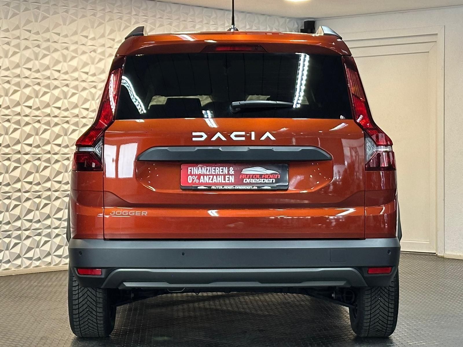 DACIA Jogger 1.0TCE EXPRESSION* LED#SHZ#TEMPO#NAVI#PDC - Image 6