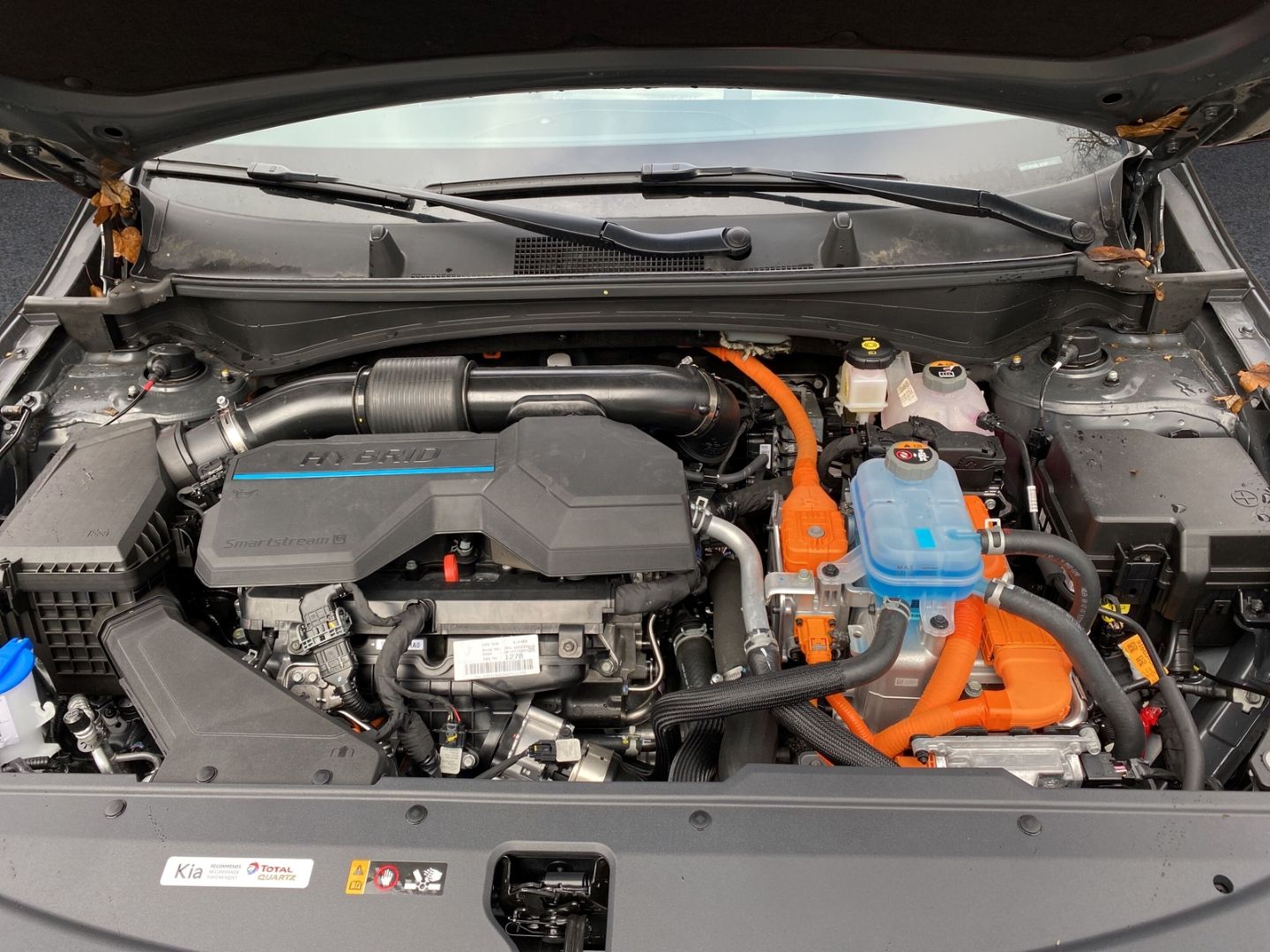 Fahrzeugabbildung Kia Sportage GT-LINE PLUG-IN HYBRID 4WD 1.6 T-GDI *P