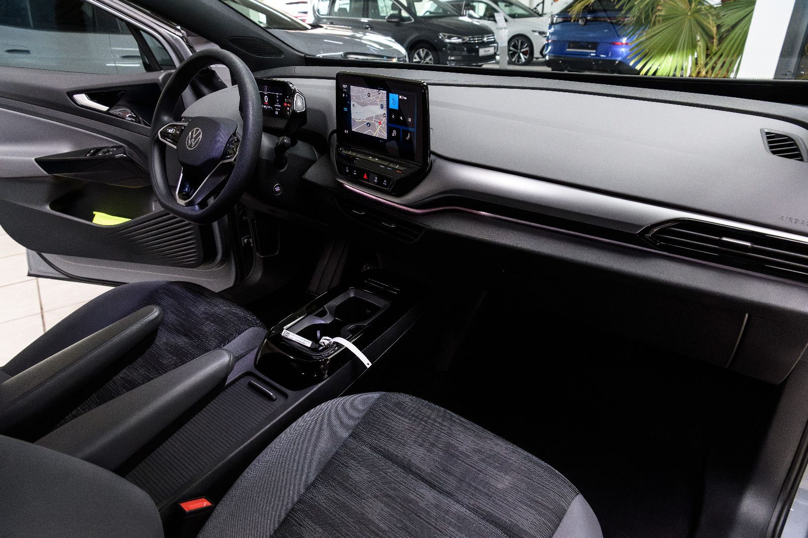 Fahrzeugabbildung Volkswagen ID.4 Pure Performance LED+NAVI+APP+GJ-REIFEN