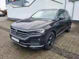 Volkswagen Touareg 3.0 V6 TDI SCR 4MOTION Tiptronic