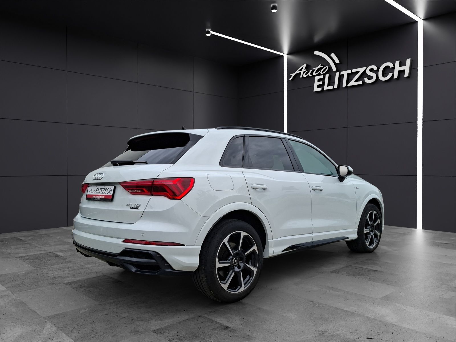 Fahrzeugabbildung Audi Q3 40 TDI quattro S-line S-tronic LED AHK Navi A