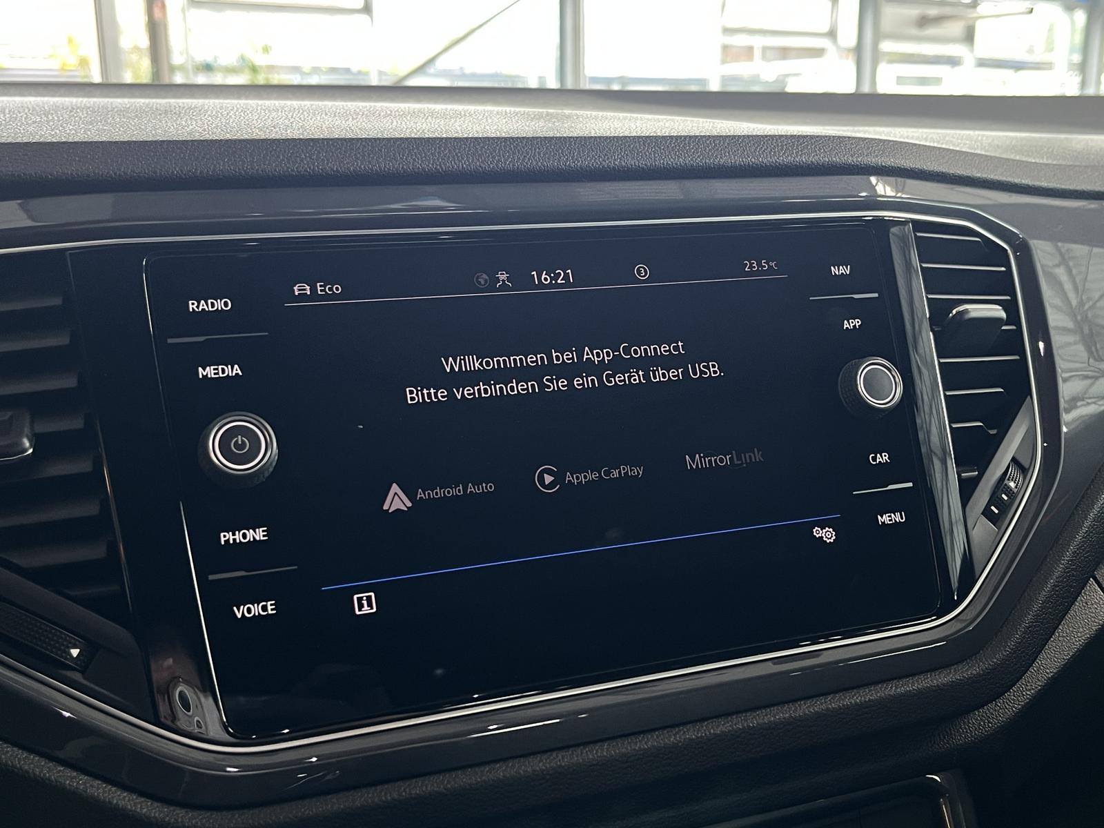 Volkswagen T-Roc Sport Teil-Leder RCam Navi ACC AHK LED SHZ, миниатюра 24