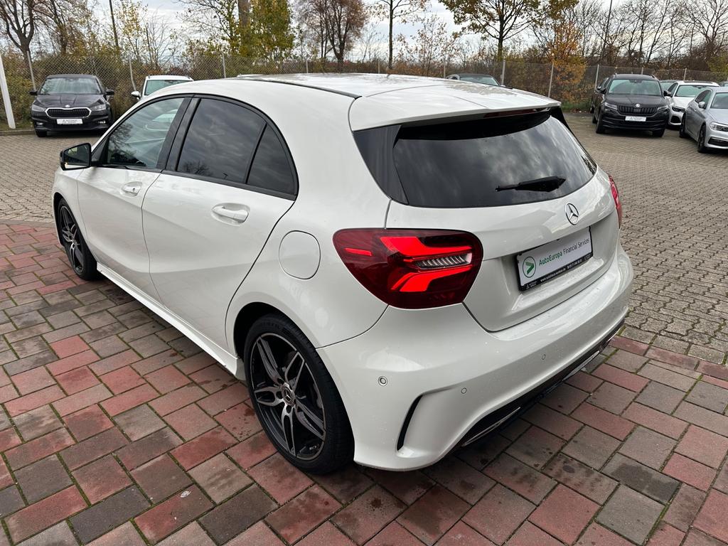 Mercedes-Benz A 220