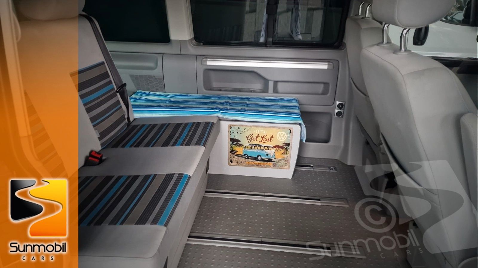 Fahrzeugabbildung Volkswagen T5 Beach Bulli CamperVan Aufstelldach
