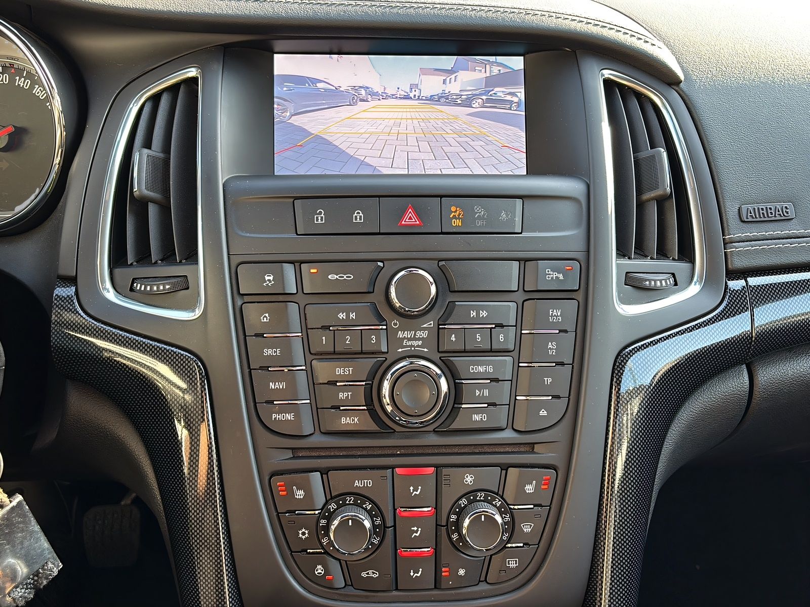 Fahrzeugabbildung Opel Cascada 1.4i INNOVATION NAVI LEDER XENON RF KAM