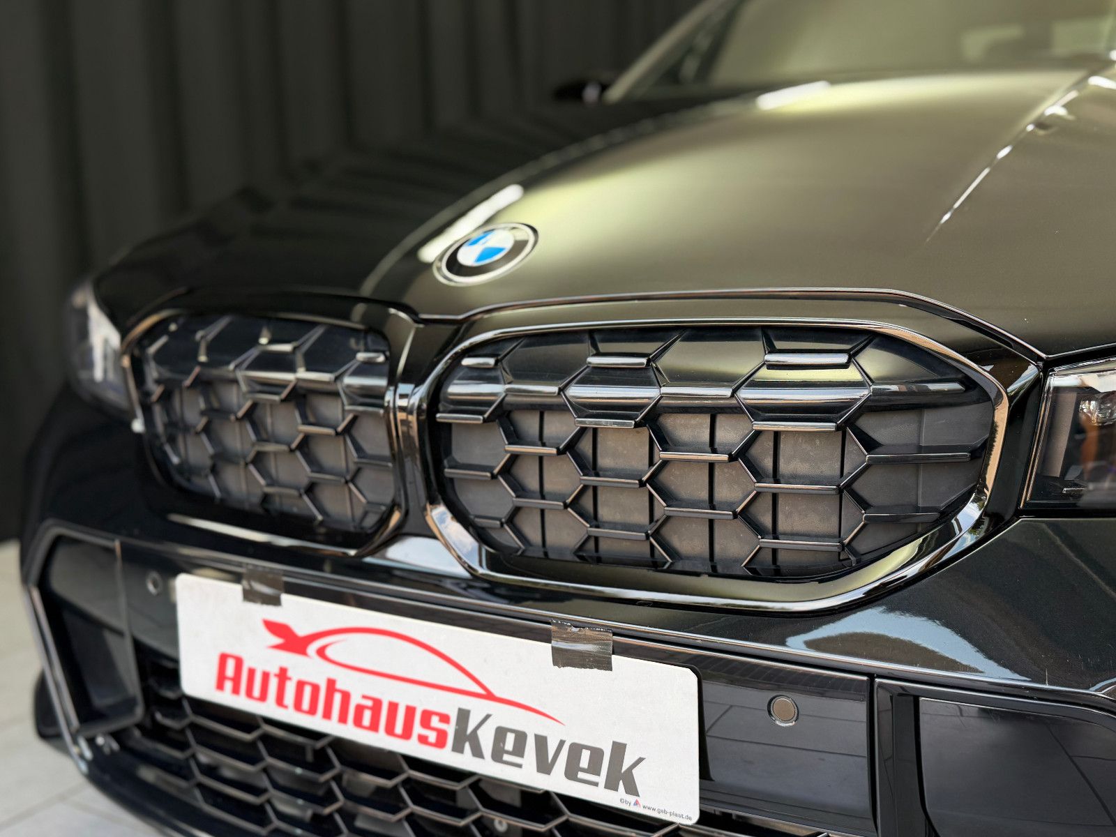 Fahrzeugabbildung BMW M340i Limousine xDrive |H/K|HuD|PANO