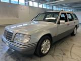 Mercedes-Benz E 280 T-Modell Sportline+96TKM+FAMILIENBESITZ - Mercedes-Benz E 280: T