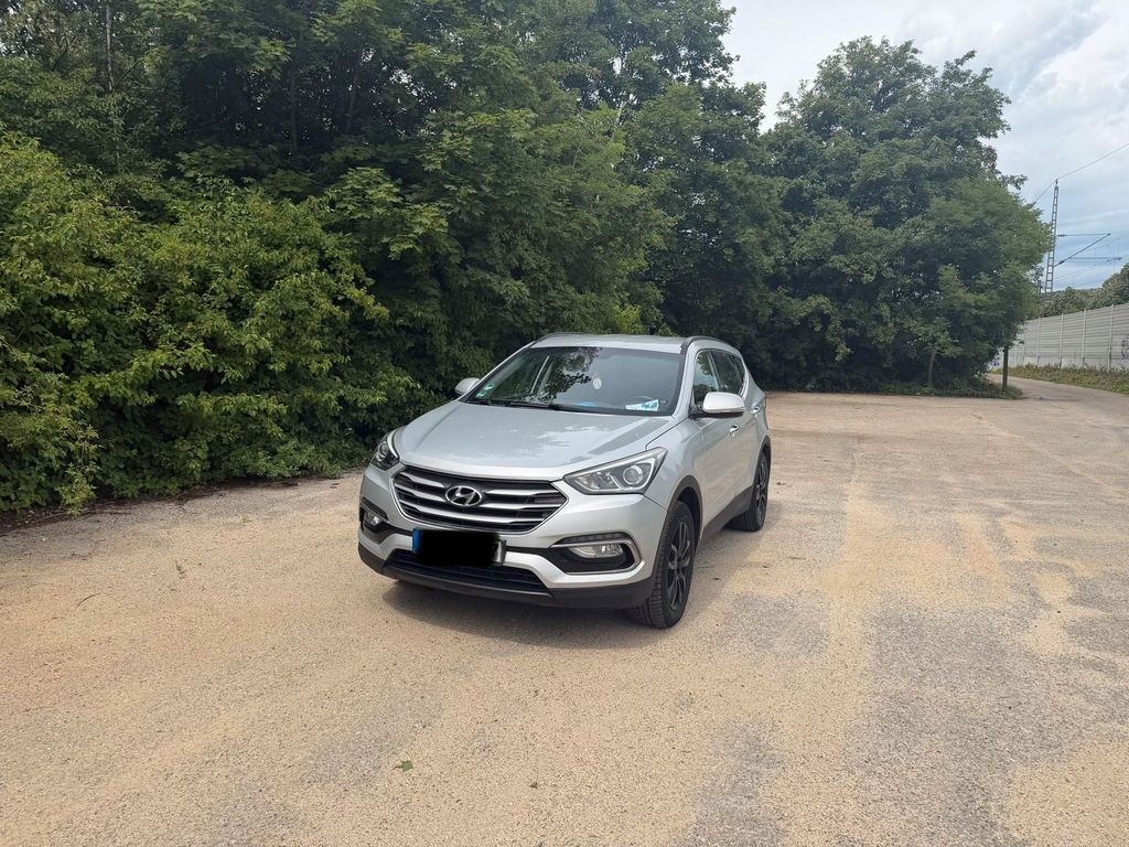 Image of Hyundai SANTA FE