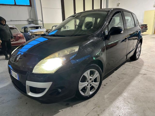 Renault Scenic Scénic X-Mod 1.5 dCi 110CV Luxe 2