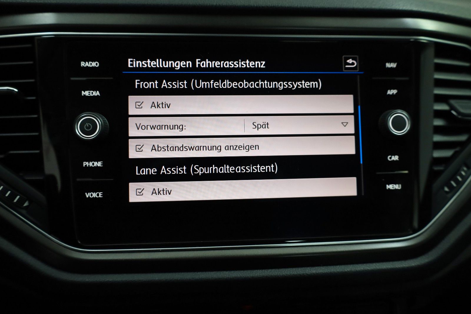 Fahrzeugabbildung Volkswagen T-Roc  4Motion Lounge DSG,Navi,Kamera,ACC,LED