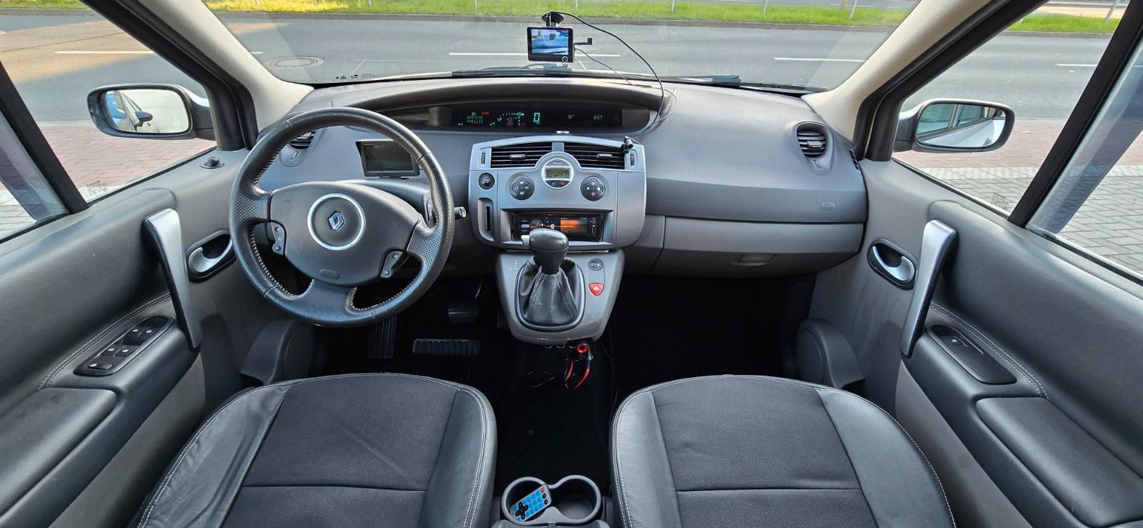 Renault Scenic 1.6 Automatik Panorama Keyless go TÜV neu