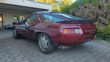 1983 Porsche 928 照片 6