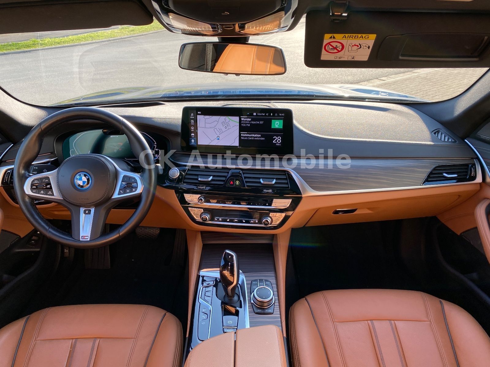 Fahrzeugabbildung BMW 545e Lim.xDrive Luxury Line/Laser/Navi/360°K/AHK