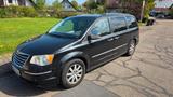 Chrysler Grand Voyager Limited 2.8 CRD Autom. Limited - gebrauchte Chrysler Grand Voyager aus dem Jahr 2008