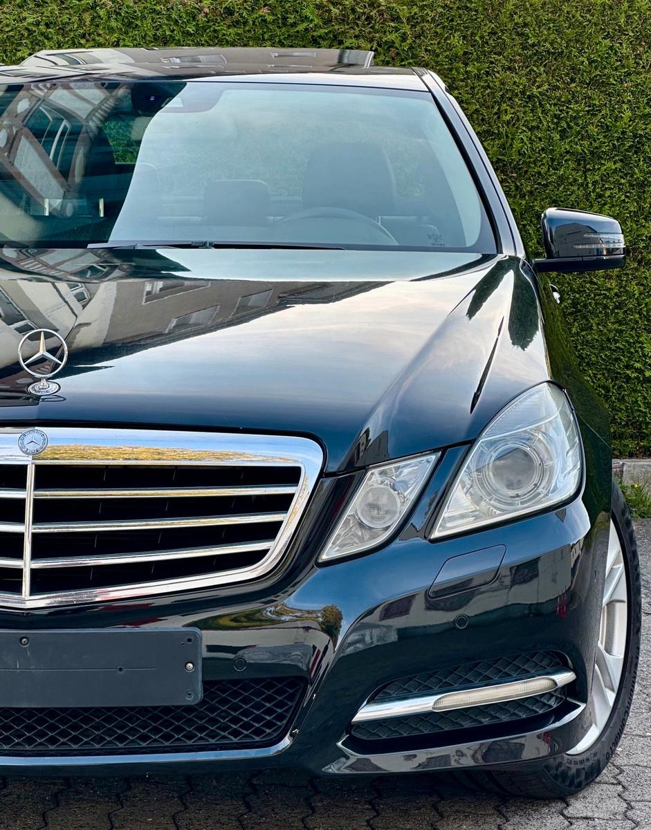 Mercedes-Benz E 220