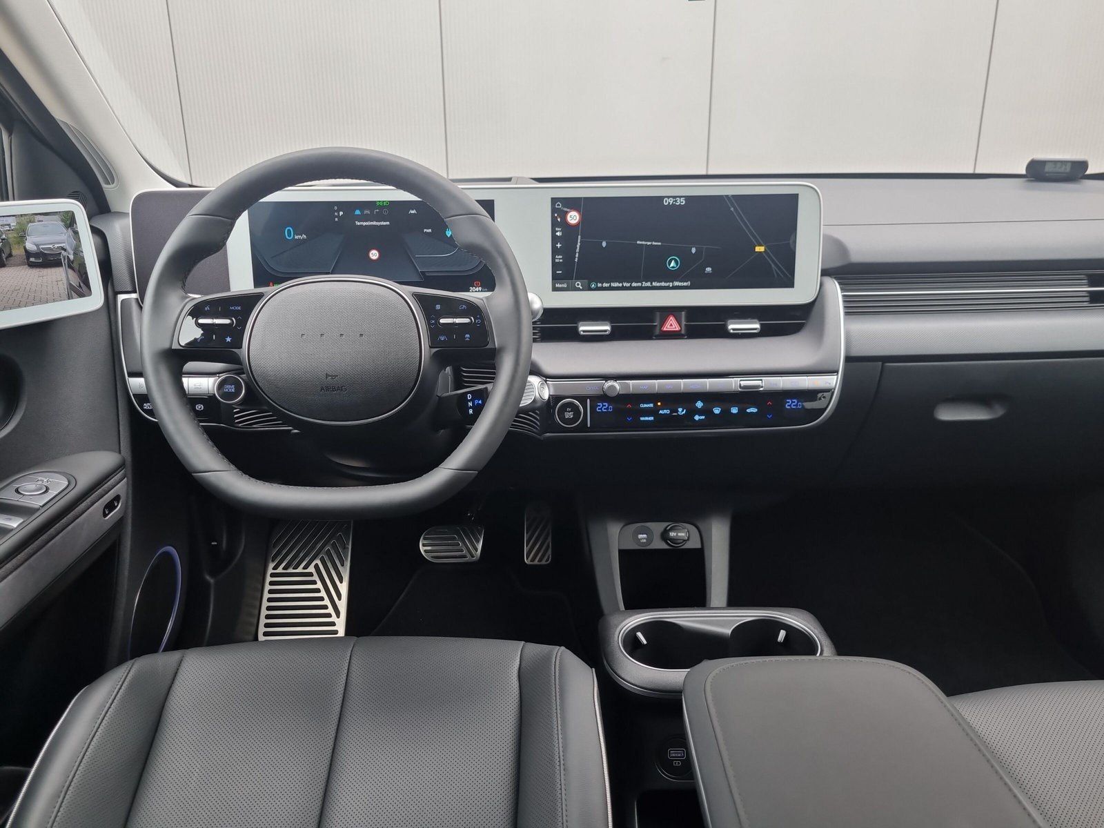 Fahrzeugabbildung Hyundai IONIQ 5 77,4 4WD UNIQ RELAX PANO 20ZOLL