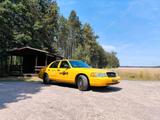 Ford Crown Victoria P71 NYC Taxi (Ehm Poli... - Ford Crown Gebrauchtwagen