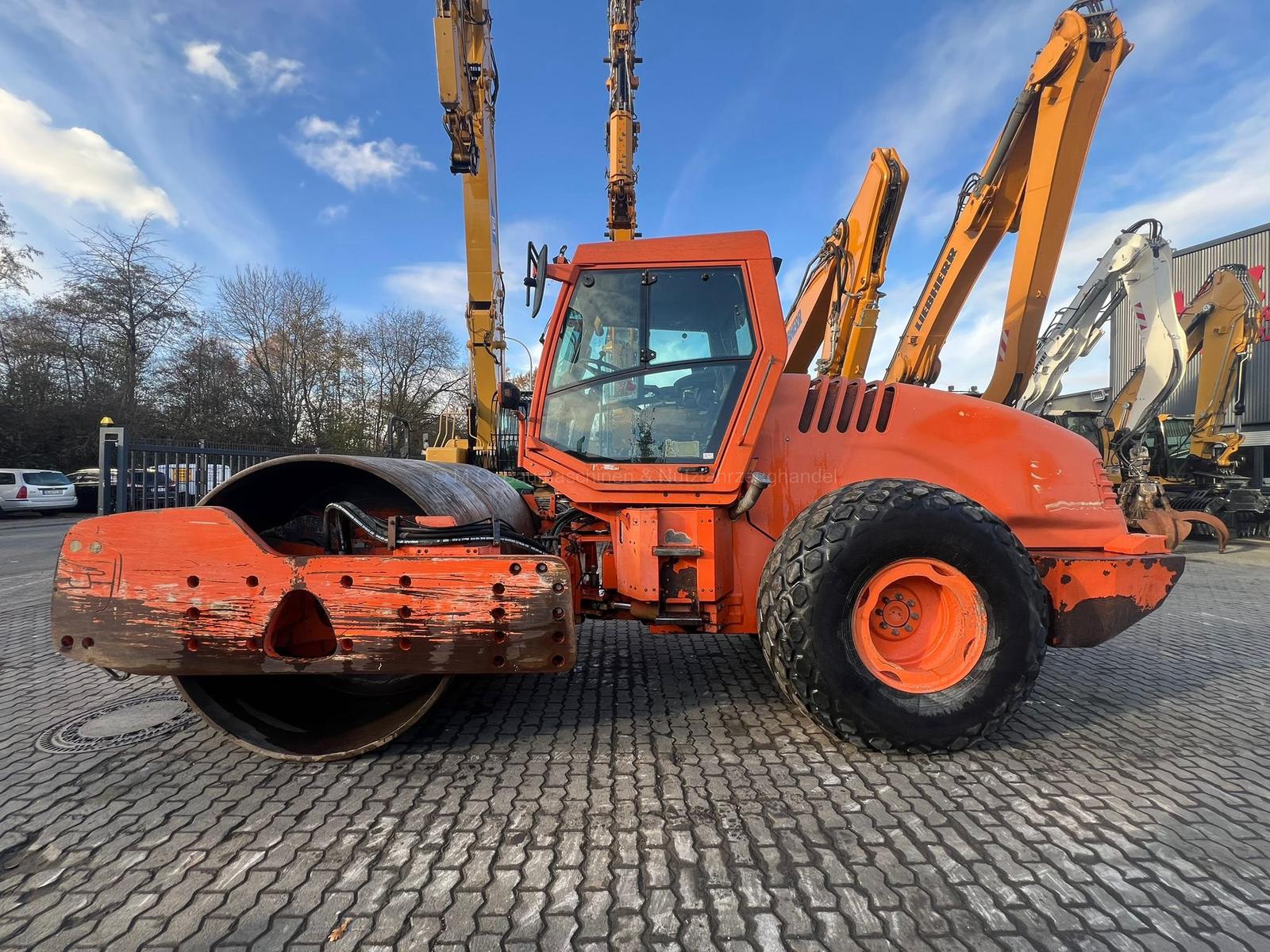 Hamm 3518 / Walzenzug 17,6 t