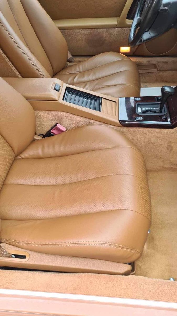 Fahrzeugabbildung Mercedes-Benz SL 500 TEMPOMAT ELEK.SITZE LEDER