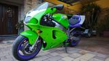 Kawasaki ZX 750 RR     Eine echte Rarität - KAWASAKI ZX7R