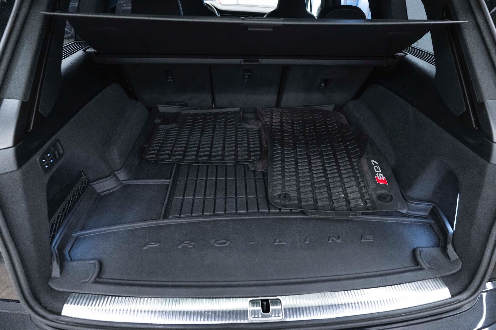 Fahrzeugabbildung Audi SQ7 4.0 TDI quattro HUD LED BOSE 3D MASSAGE LUFT