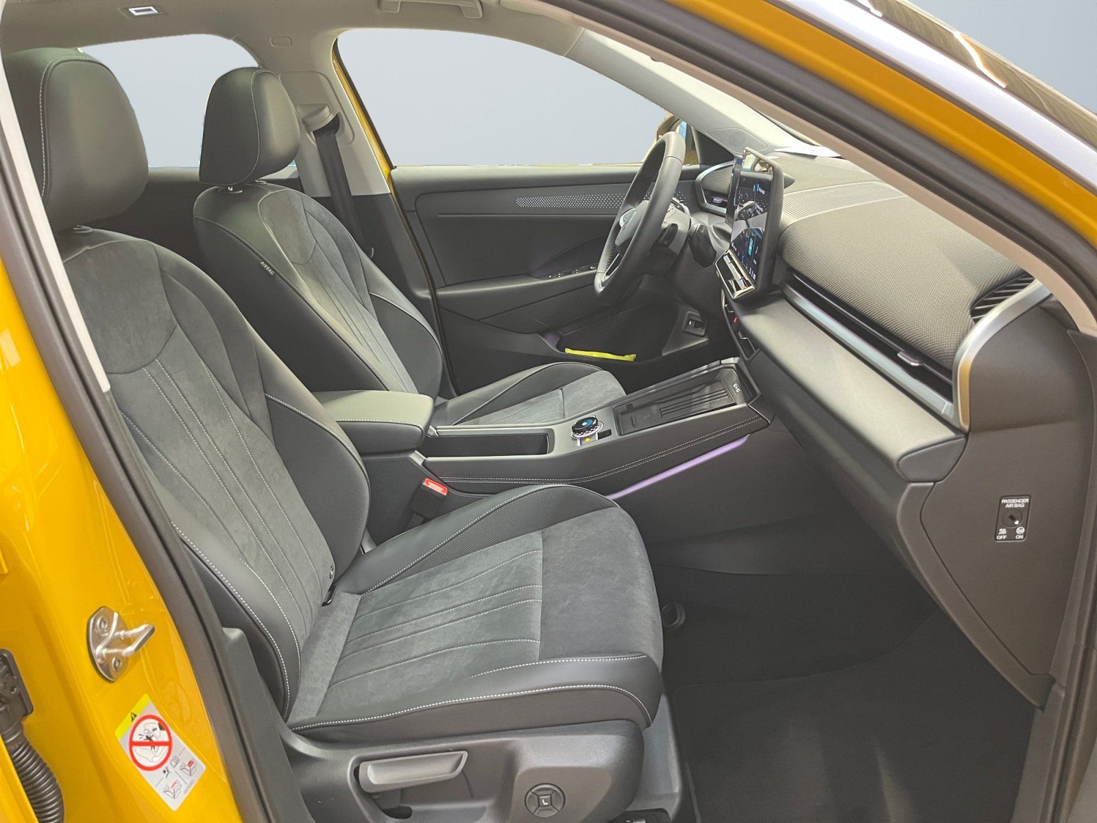 Volkswagen T-Roc - Bild 10