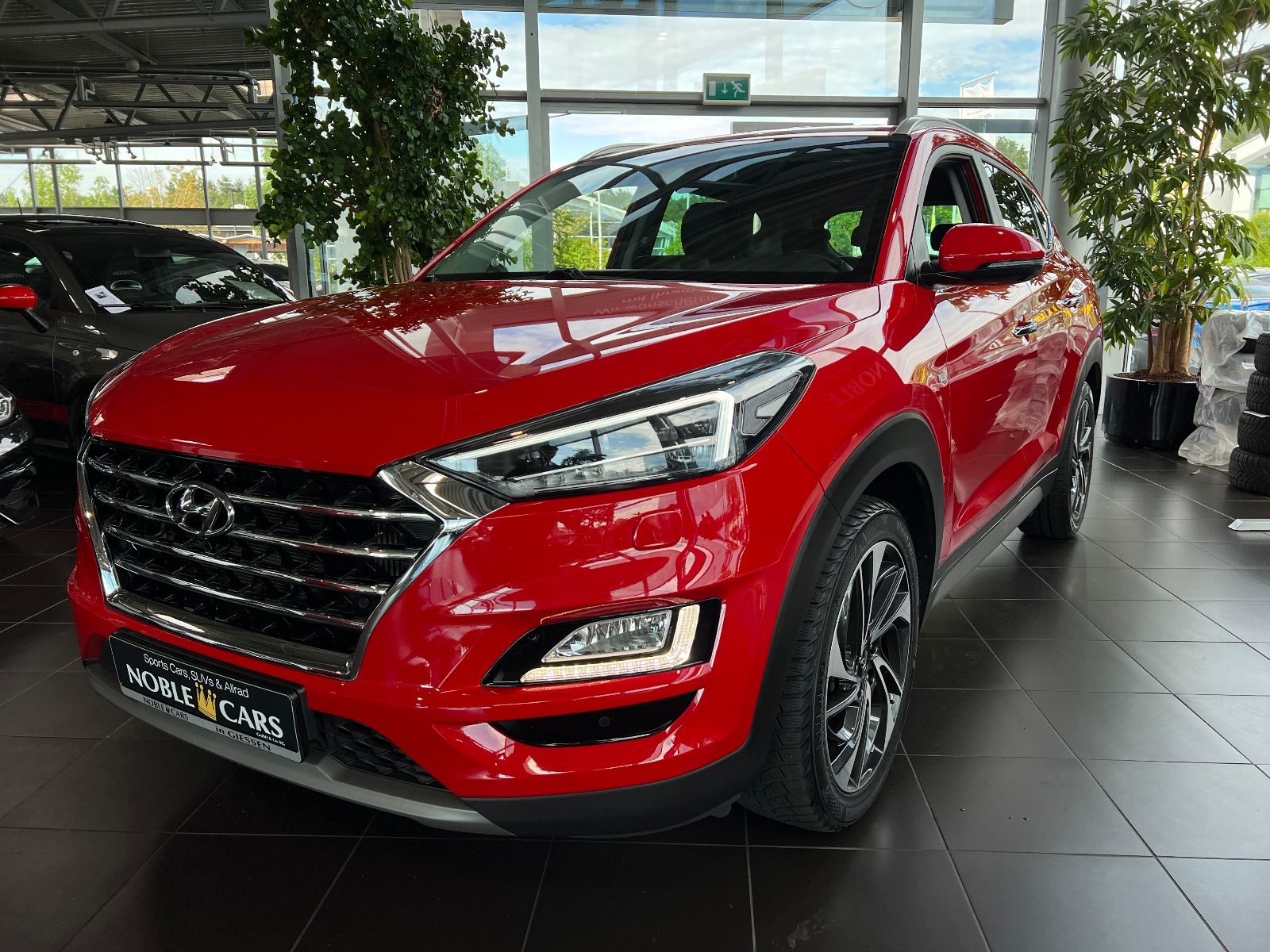 Fahrzeugabbildung Hyundai TUCSON Premium Mild-Hybrid 4WD AHK 360° LEDER