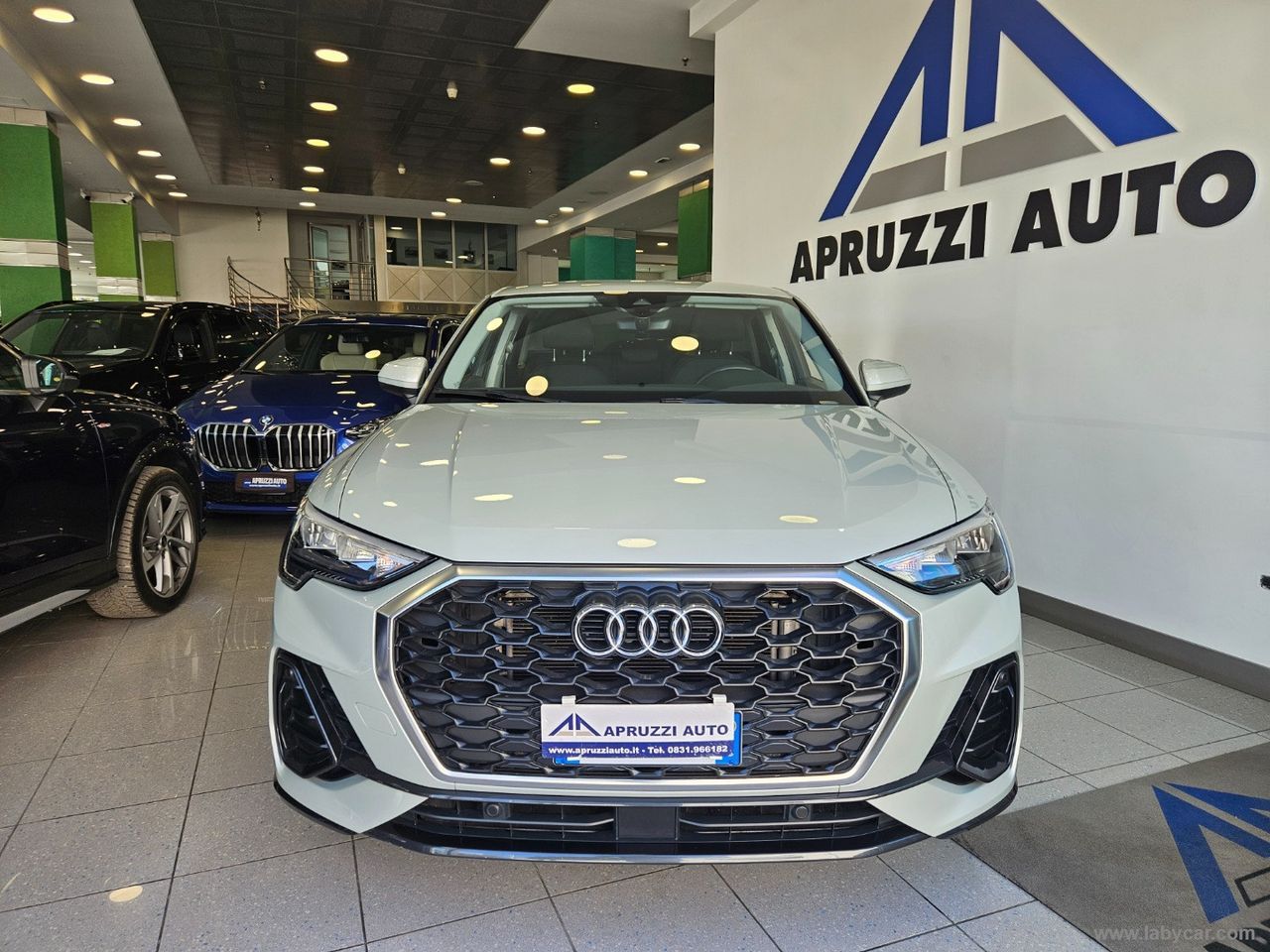 Audi AUDI Q3 SPB 35 TDI S tronic Business imagem 2