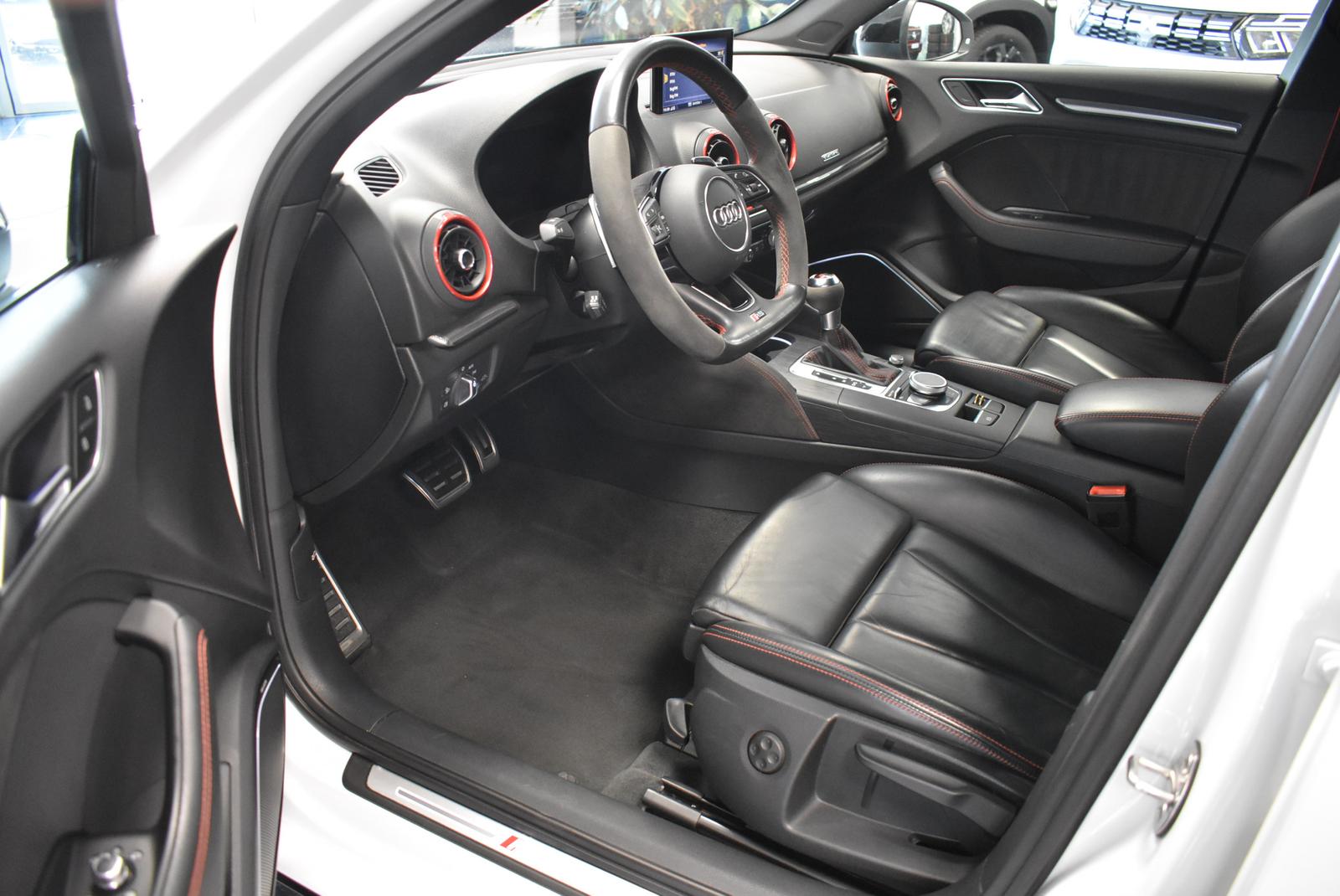 Audi RS3 2.5 TFSI Quattro Lim Aut Navi LED Kamer