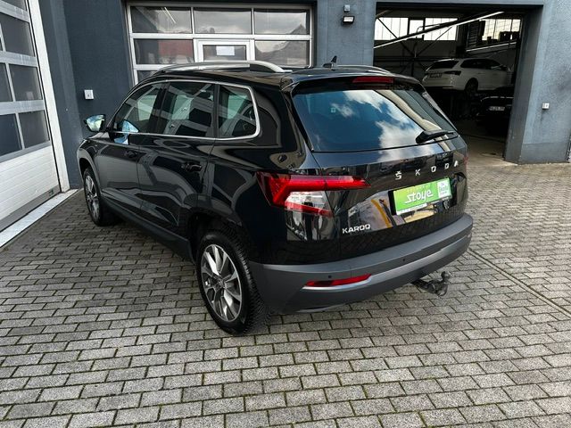 Karoq Clever LED;KESSY;ALARM;CARPLAY