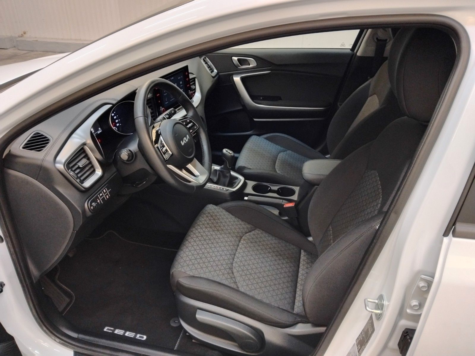 KIA cee'd Sporty Wagon (10/2023, Benzin)
