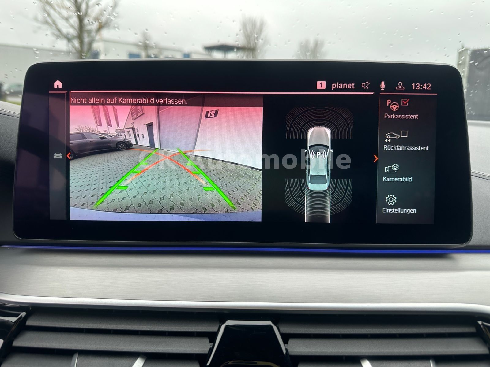 Fahrzeugabbildung BMW 530d Lim./Navi/Head-Up/Laser/Leder/Kamera