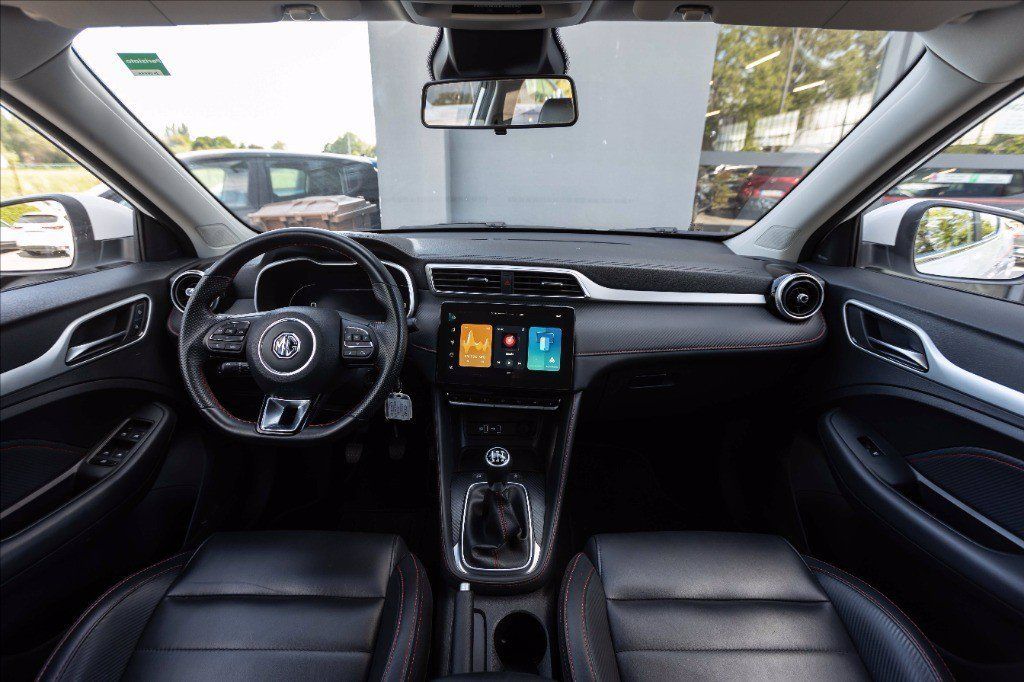 MG ZS
