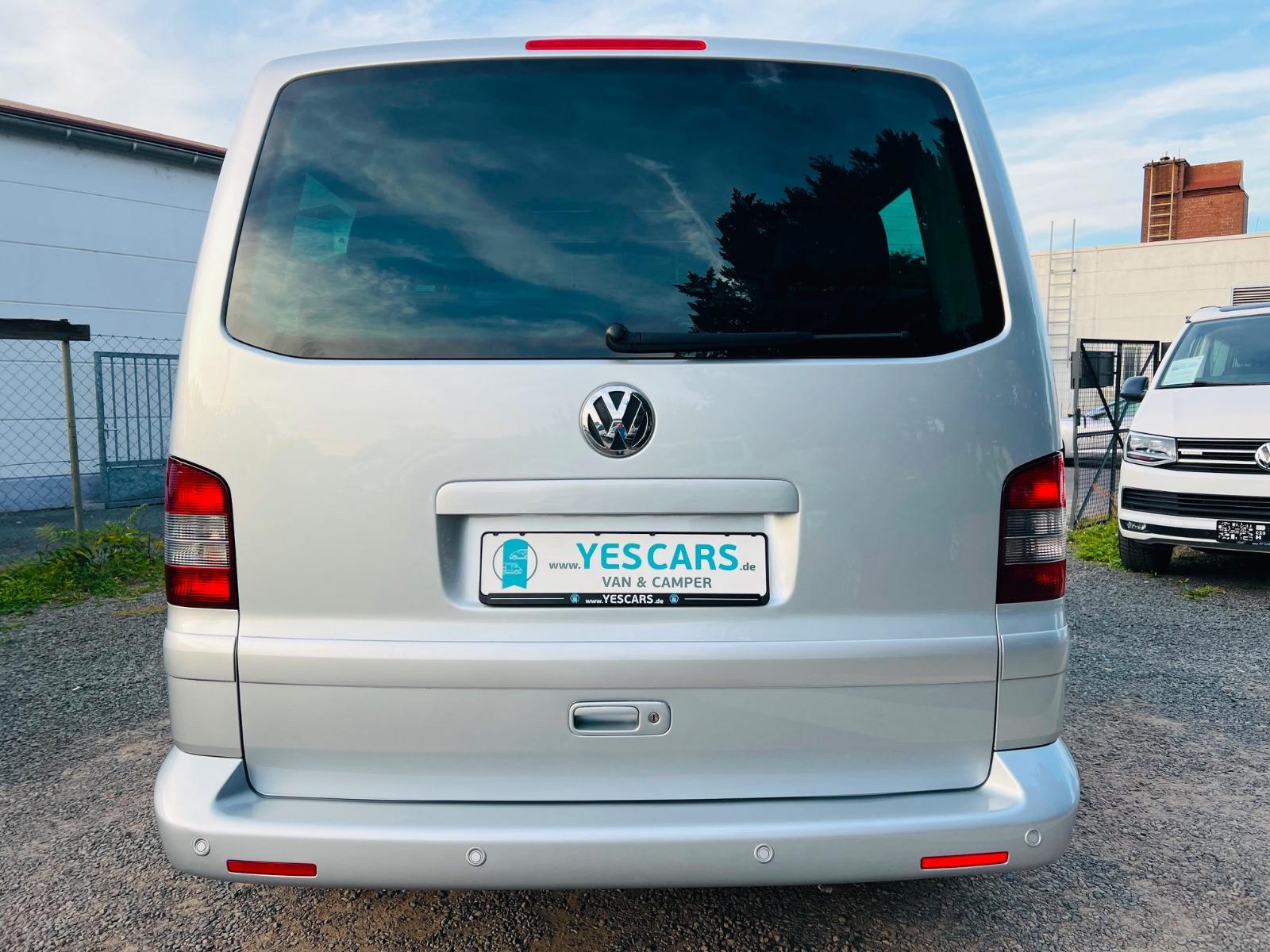 VOLKSWAGEN T5 MULTIVAN UNITED 2.5 TDI 174ch 4MOTION - 7 PLACES - 2 PORTES COULISSANTES ÉLECTRIQUES - ALCANTARA/CUIR - GPS - CHAUFFAGE AUXILIAIRE