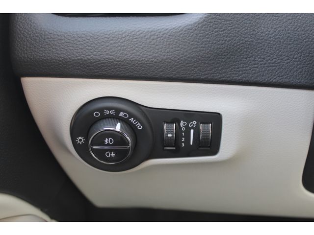 Compass Limited 4WDAut.NAV*Leder*Beats*SDach*Cam