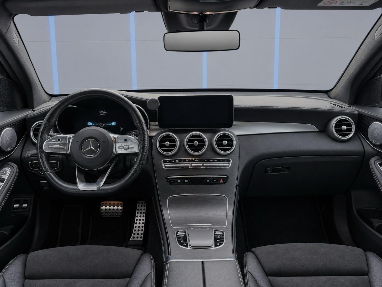 Mercedes-Benz GLC 300 4Matic AMG 360° S-DACH BURMESTER NIGHT 2