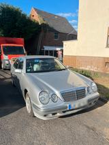 Mercedes-Benz Mercedes E 200 RENTNERFAHRZEUG! - gebrauchte Mercedes-Benz E 200 aus dem Jahr 2000
