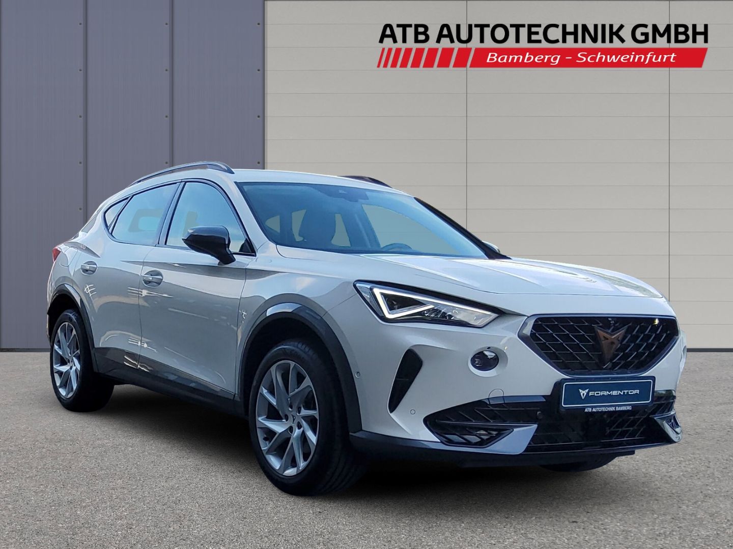 Fahrzeugabbildung CUPRA Formentor LED SHZ ACC PDC 360Grad Navi Keyless C