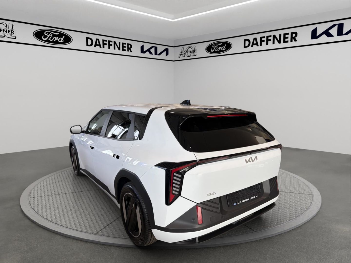 Fahrzeugabbildung Kia EV4 150 kW Earth Kamera elek. Heckklappe Navi