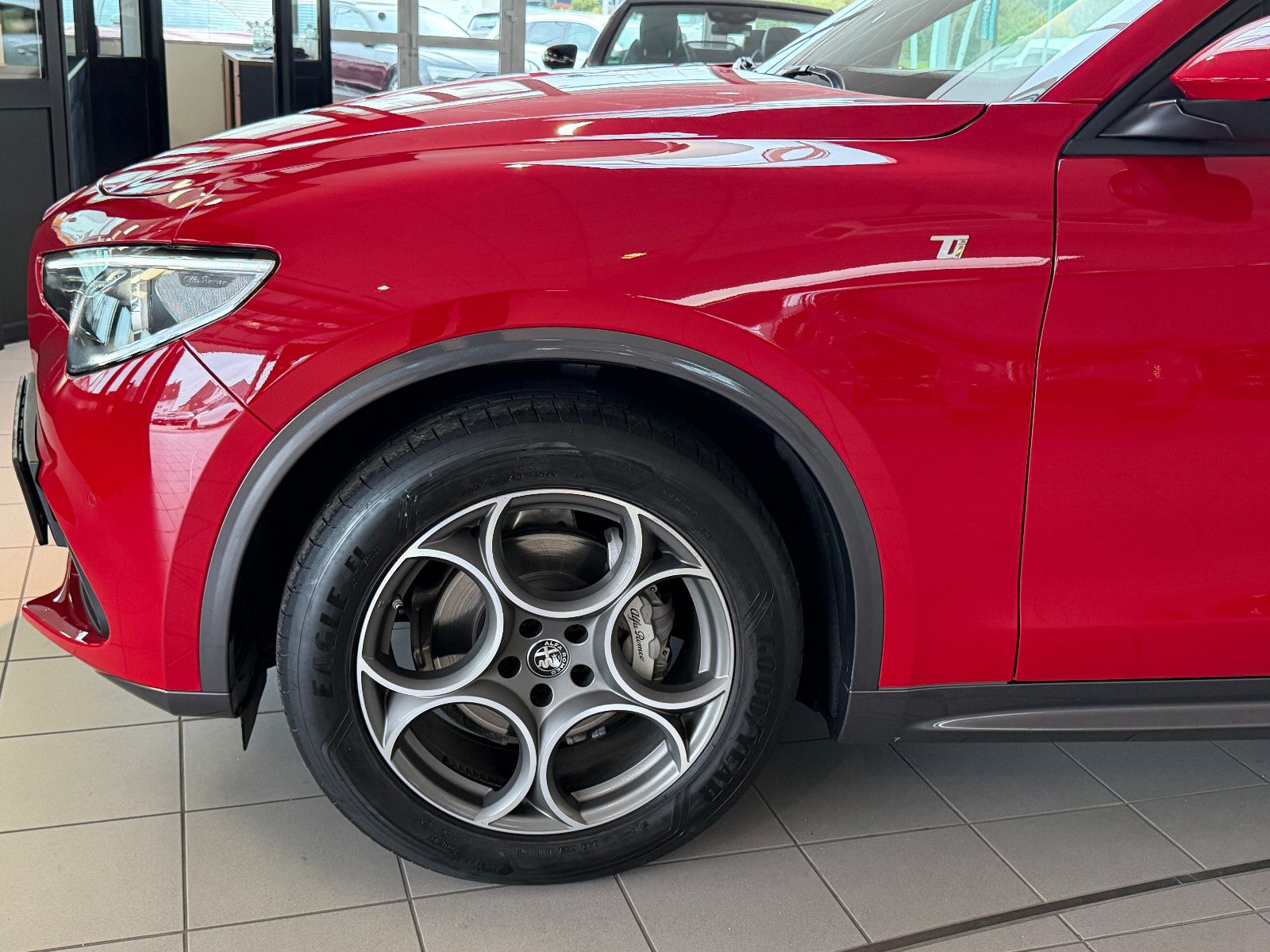 Fahrzeugabbildung Alfa Romeo Stelvio Ti Q4/MEMORY/ACC/NAVI/KAMERA/SHZ/KLIMA