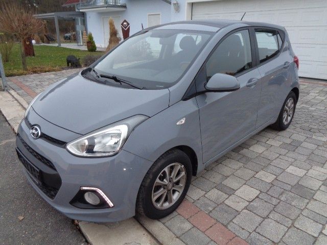 Hyundai i10 FIFA World Cup Edition, Alu, SHZ, LHZ,  LLR