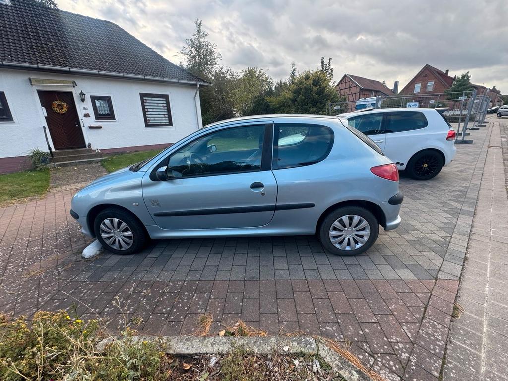 Peugeot 206