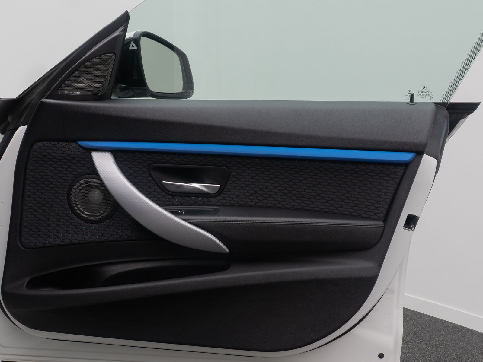 Fahrzeugabbildung BMW 320 Gran Turismo M Sport Kamera Alarm HUD 19Zoll