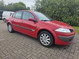 Renault Megane Lim. Authentique 1.6 16V - Renault Megane aus 2006: 1.6