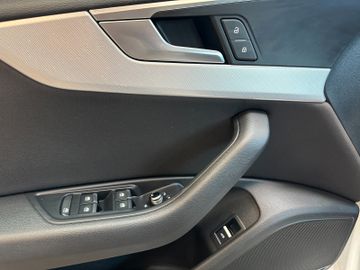 Audi A4 *ACC*AHK*NAVI*CARPLAY*2-ZONEN*SZHZ*LED*
