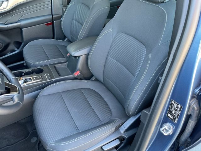 Fahrzeugabbildung Ford Kuga 2.5 Duratec Plug-in-Hybrid Titanium, Autom.