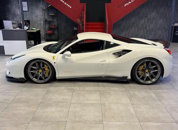 صورة 10 لـ 2017 Ferrari 488 GTB